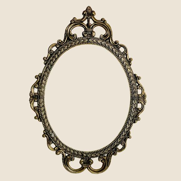 Vintage 50s Italian Gilt Brass Oval Frame – Heavy 17"x12" Rococo Wall Art - Picture 1 of 8